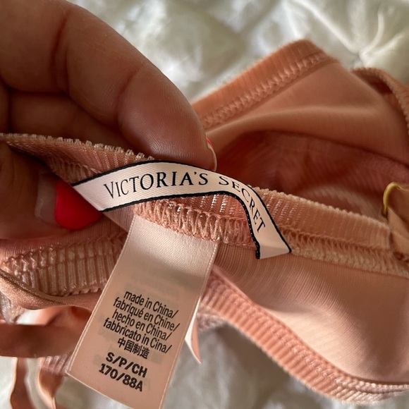 Victoria's Secret pink Wireless Bra - Picture 4 of 5
